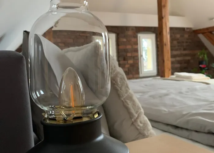 Astor - Ksiezycowy 스자브노-즈드로이